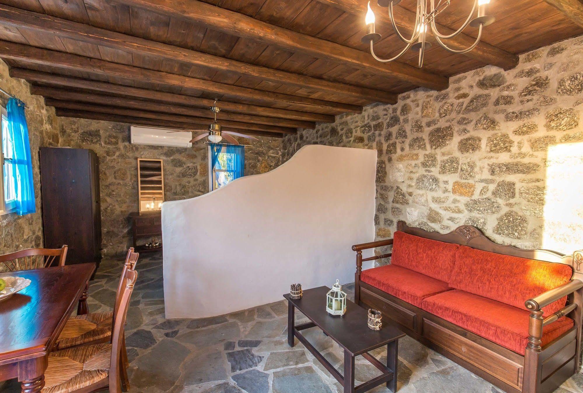 Golden Sunset Villas Agios Ioannis Diakoftis Exterior foto